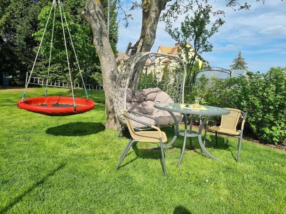 Ferienwohnung *Zur Weinbergstrasse* Lauta Bagian luar foto