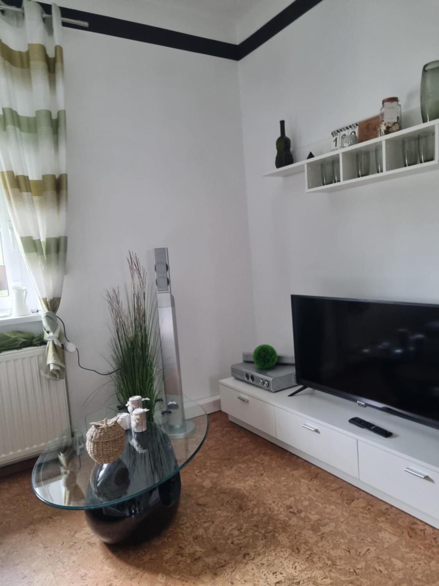 Ferienwohnung *Zur Weinbergstrasse* Lauta Bagian luar foto